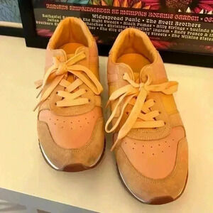 Club Monaco Zoe Women’s Lace Up Runner Leather Suede Sneakers-Sz 9